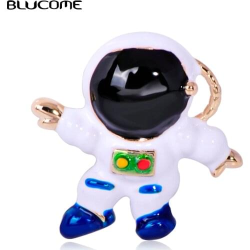 Blucome Fashion Astronaut Brooches Alloy Enamel Pilot Jewelry Childrens Party Bag Clothing Scarf Lapel Cute Pins Birthday Gifts