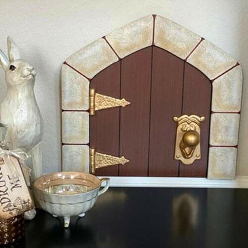 Mini Fairy Tale Durable Door Courtyard Decoration Exquisite Wooden Hand-carved Door Handles Fairy Tale Gate Basswood Painted