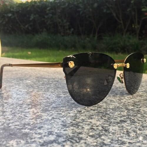 Sexy and elegant polarized sunglasses for women uv400 high quality 2020 male blue shades driver