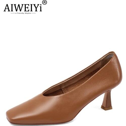 AIWEIYi Retro Square Toe Med Heels Grandma Shoes Women Full Leather Comfortable Kitten Heel Shoes Spring Ladies Party Pumps