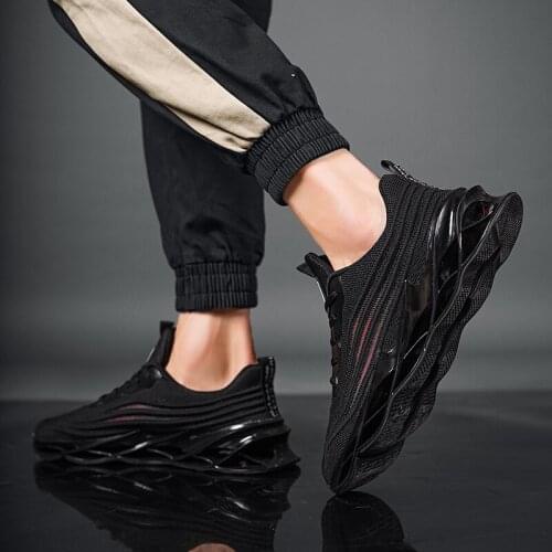 Mens outdoor sneakers soft sole casual shoes high-quality breathable mens shoes