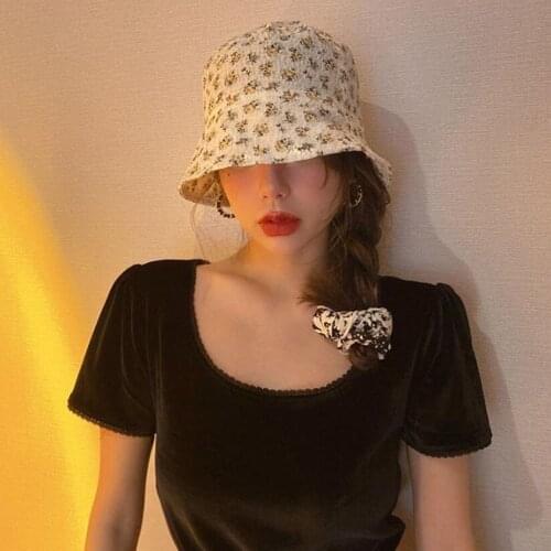 INS Floral Bucket Hat Fisherman Hat Outdoor Travel Sweet Hat Sun Cap Hats for Men and Women