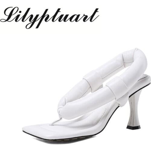 European and American catwalk shoes leather high-heeled square head sandals plus size sheepskin bread clip toe sandals women