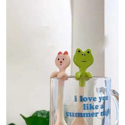 The New 2021 Ceramic Coffee Spoon Stir Lovely Creative Contracted Ins Pig Small Frog Animal Series Can Hang Cup Gift Necessary