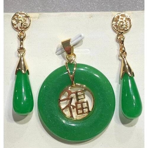 Free shipping Beautiful Natural jade Pendant and pair of Earrings Set