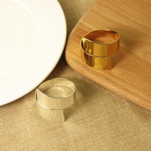 12PCS/Metal Napkin Ring Modern Simple Lightning Style Napkin Button Table Decoration Gold Silver Rose Gold Napkin Ring