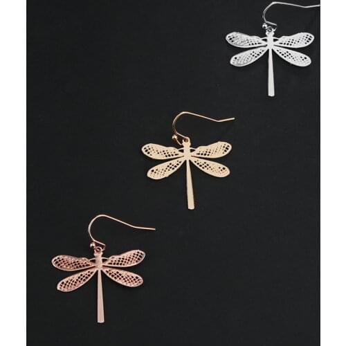Delicate Gold Filled Dragonfly Drop Earrings for Women Trim Metal Chip Insect Jewelry Boutique Accessories Wholesale