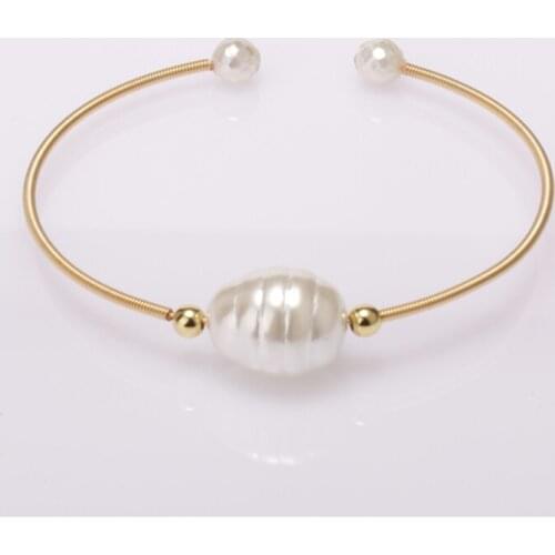 Triple white pearl beads copper beaded wire wrapped gold open bangle cuff bracelet for woman dainty daily hand wrist jewelry