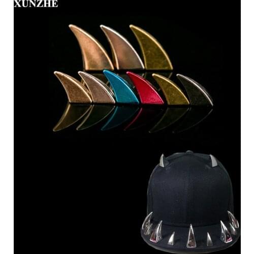 XUNZHE 10pcs/lot Ox horn Design shape Rivet Stud Punk Rock perforated color Studs Leather craft Rivet Bullet Spikes clothing/hat