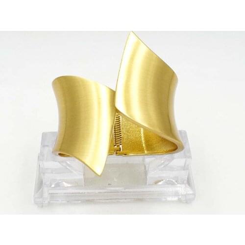 2017 new Dubai Gold big Bangles Fashion Design Dubai ummer Style Cuff Bangles Bracelet For Women Girls Gift