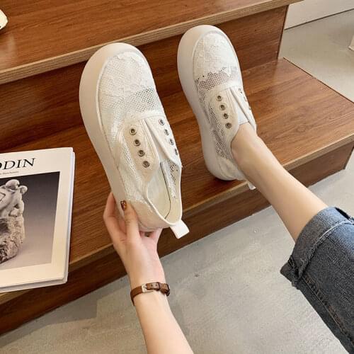 Mesh fisherman shoes womens spring and summer 2021 new hollow breathable lace small white lazy Lok Fu