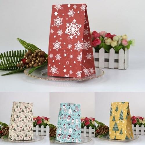 24PCS New Christmas Printing Square Bottom Food Bag Catering Pastry Packaging Bag Cartoon Printing Oilproof Packaging Paper Bag