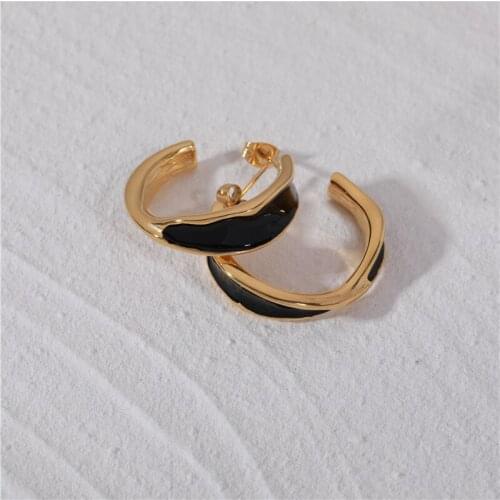 Joolim High Quality PVD Plated Enamel Black & White Irregular Hoop Earring Waterproof Jewelry