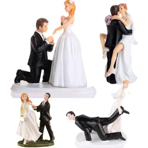 2020 Arrival Wedding Romantic Bride and Groom Toppers Couple Figurine Marriage Funny Cake Topper for Wedding Cupcake Decoration