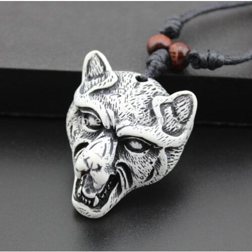 Hot Selling Cool Boy Mens Yak Bone Powder Resin Carving Wolf Head Charm Pendant Necklace Amulet MN304