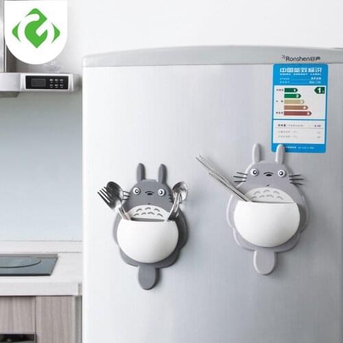 1Pcs Toothbrush Wall Mount Holder Cute Totoro Sucker Suction Bathroom Organizer Family Tools Accessories Drop Shipping GUANYAO