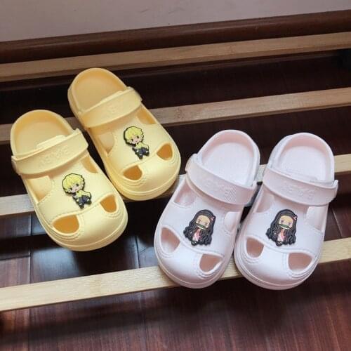 Anime childrens hole shoes summer 0-5 years old boys and girls soft-soled beach shoes baby toddler shoes home slippers