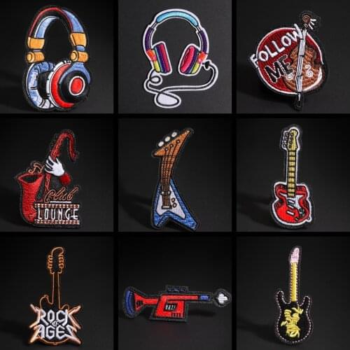 High Quality Rock Music Guitar Patches for Clothing Headset Embroidered Appliques Iron on Badges Stripes Stickers on Clothes