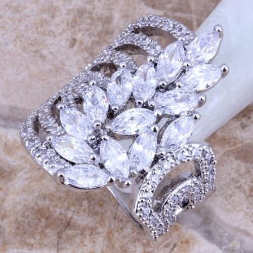 Classy White CZ Silver Plated Ring Fashion Size 6 / 10 S0186