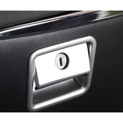 2pcs for Nissan PATROL Y62 2017-2020 Co-pilot storage box handle Decorative frame