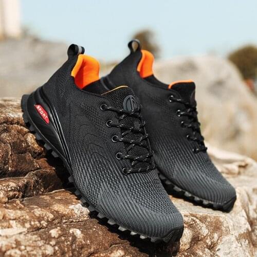 Outdoor Hiking Shoes Breathable Hunting Boots Mens Mountain Climbing Boots Zapatillas Hombre Large Size