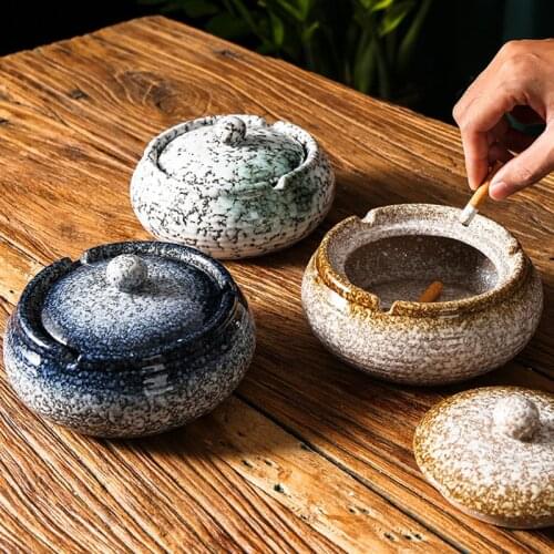 Japanese Retro Commercial Restaurant Ashtray Large KTV Hotel Decoration Homestay Hotel Hotel Smoke Cup with Lid Ashtray