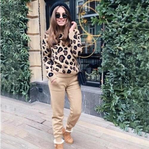 Womens Knitting Tracksuit Autumn And Winter Leopard Print Pullover Long Sleeve T-shirt + Simple Leggings Two Piece Set