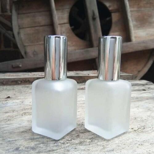 100Pcs/lot 10ml Square Frosted Glass Perfume Bottle Small Aromatherapy Glass Spray Bottle Wholesale