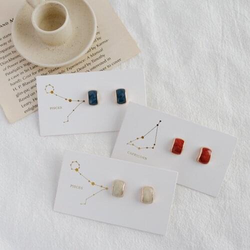 2020 Fashion metal C-shaped vintage enamel Small stud earrings blue white red drop oil lady geometric round female Jewelry