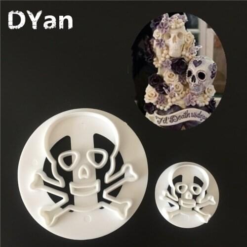 Free Shipping Kitchen DIY Creative 2pcs Skull Head Turned Sugar Cake Printing Die Biscuit Mold Baking Mold Tool A1274