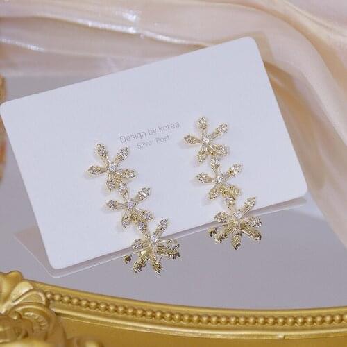Ins Hot Sale Super Shining Exquisie CZ Flower Earrings for Femme AAA Zirconia Starfish Shape Stud Earring Wedding Jewelry