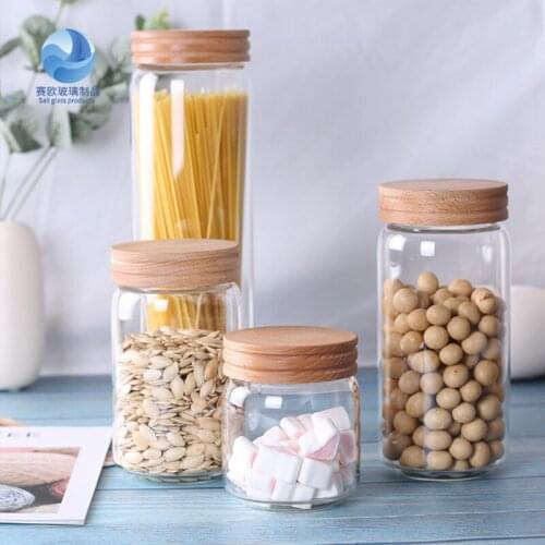 High borosilicate glass sealed cans with screw beech cover Creative transparent glass storage cans glass bottle jars