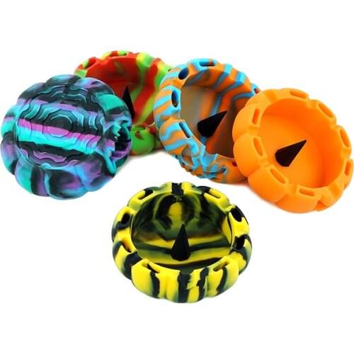 Glow in the Dark Silicone Ashtray for Tobacco Unbreakable Funny Pumpkin Design Smoking Accessories