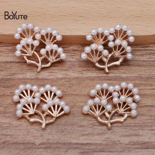 BoYuTe (50 Pieces/Lot) 25*25MM Pine Tree Leaves Branch Alloy Materials DIY Hand Made Jewelry Accessories
