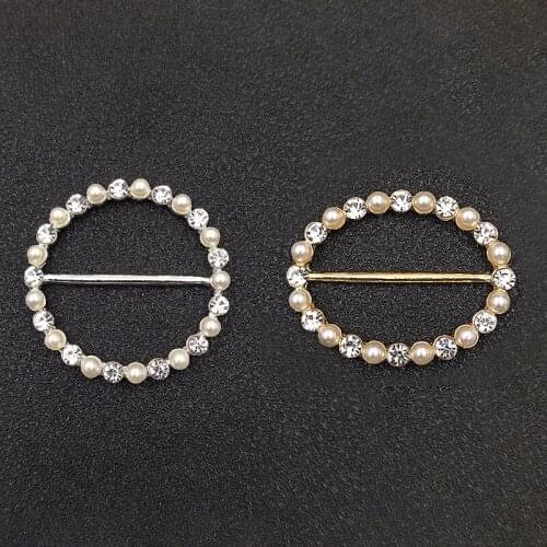 2020New 50Pcs Big Rhinestones and Pearl Round Oval Buckle for Serviette Holder Wedding Dinner Decor Napkin Ring HZ623-HZ624