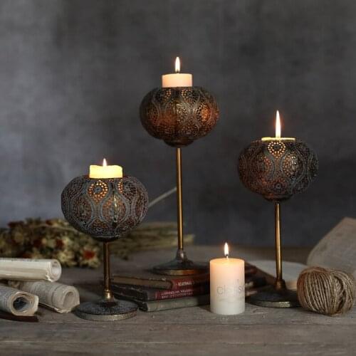 Romantic Candle Holders Outdoor Small Art Vintage Metal Candlestick Lantern Glamour Lantern Portavelas Pared Home Decoration