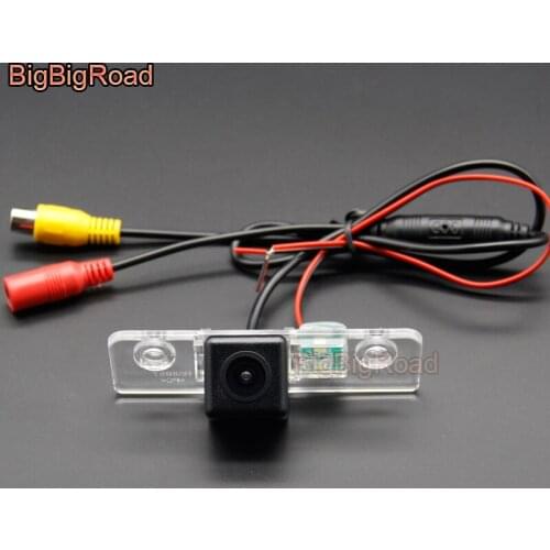 BigBigRoad Wireless Rear View Camera HD Color Image For Skoda Octavia A5 MK1 MK2 II Octavia5 / Laura Octavia 2004 2005 2006-2013