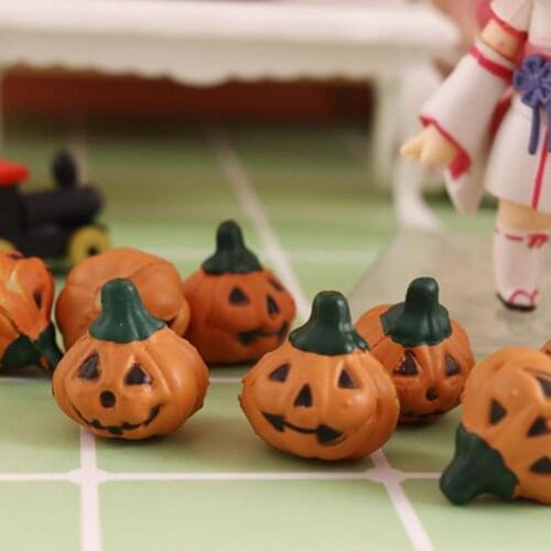 Fashionable Miniature Pumpkin Decorations Fine Workmanship Vibrant Color Clay Doll House Accessories Pumpkin Decorations