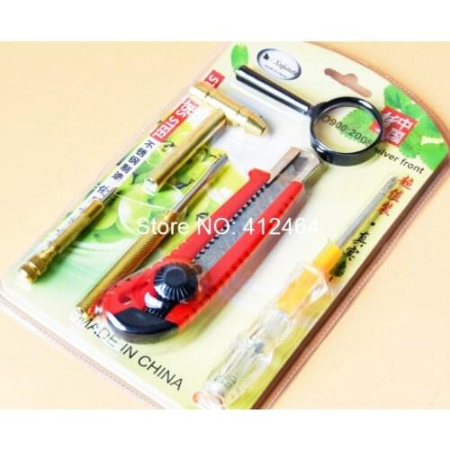 Familiar animal airbag shell packed with transparent plastic is inserted by PVC airbag shell and card packed with transparent