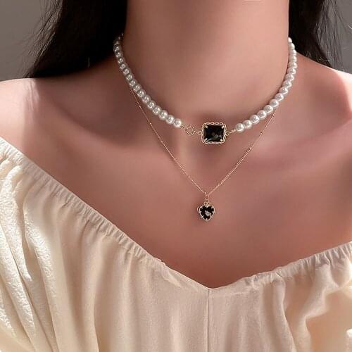 Aimening Chokers On The Neck