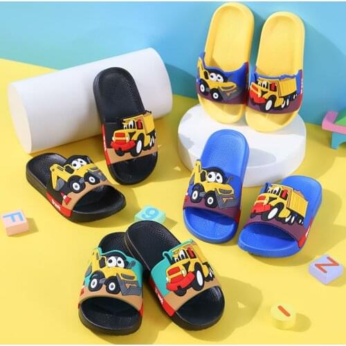 Boys Slippers Summer Truck Cartoon Animation Flip Flops Cute Beach Bathroom Kids Slippers for Boys Indoor Shoes Wear Size 24-34