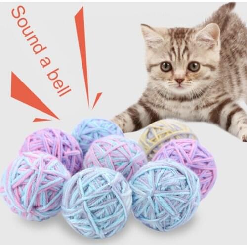 Pet Cat Fine Wool Ball Grinding Claw Chase Toy Random Colors