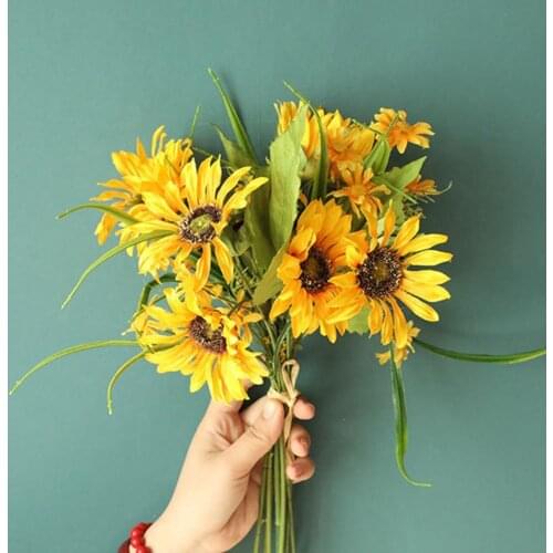 Autumn Decoration 5 Heads Yellow Sunflower Silk Artificial Flowers Bouquet For Home Decoration Office Party Garden Decor