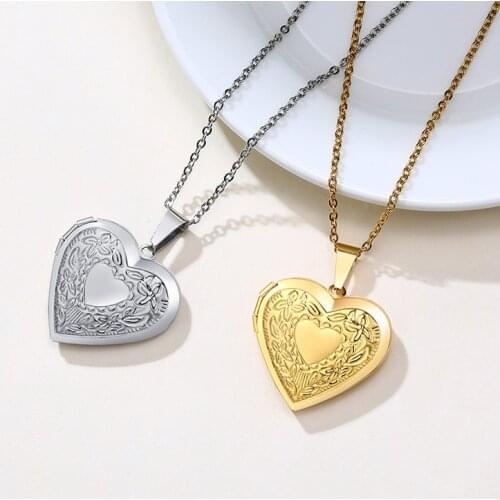 Openable Heart Shaped Photo Frame Pendant women necklace Retro Choker Collar Stainless Steel Locket Charm Love Gifts