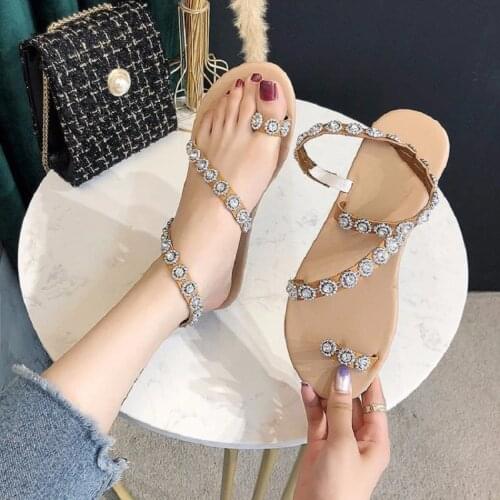 2020 summer spot new starry rhinestone metal clip toe sandals women flat large size fashion roman sandals 40-43