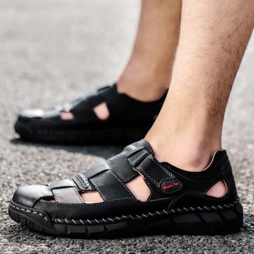 Summer wear-resistant sandals leather casual slippers mens beach shoes non slip lightweight large size