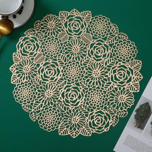 4 Pieces European Style Bronzing Hollow Rose Flower Placemat Heat Insulation Home Decoration Wedding Placemat Table Mat