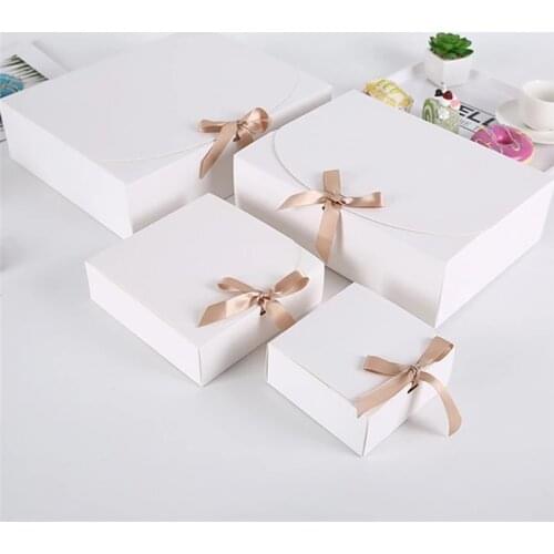 5PCS Clamshell Bow Gift Box Event Party Packaging Gift Box Festival Wrapping Supplies for Cookies Chocolate Shirt Sweater Scarf