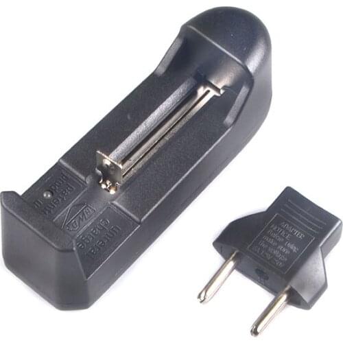 Topcom 18650 Battery Charger 3.7V/4.2V 500mA 50/60Hz With Conversion Head For US And EU