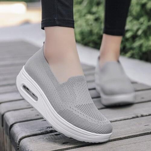 Women Leisure Shoes High Quality Women Sneakers Slip On Flats Shoes Women Loafers Plus Size Increased thick bottom shoes